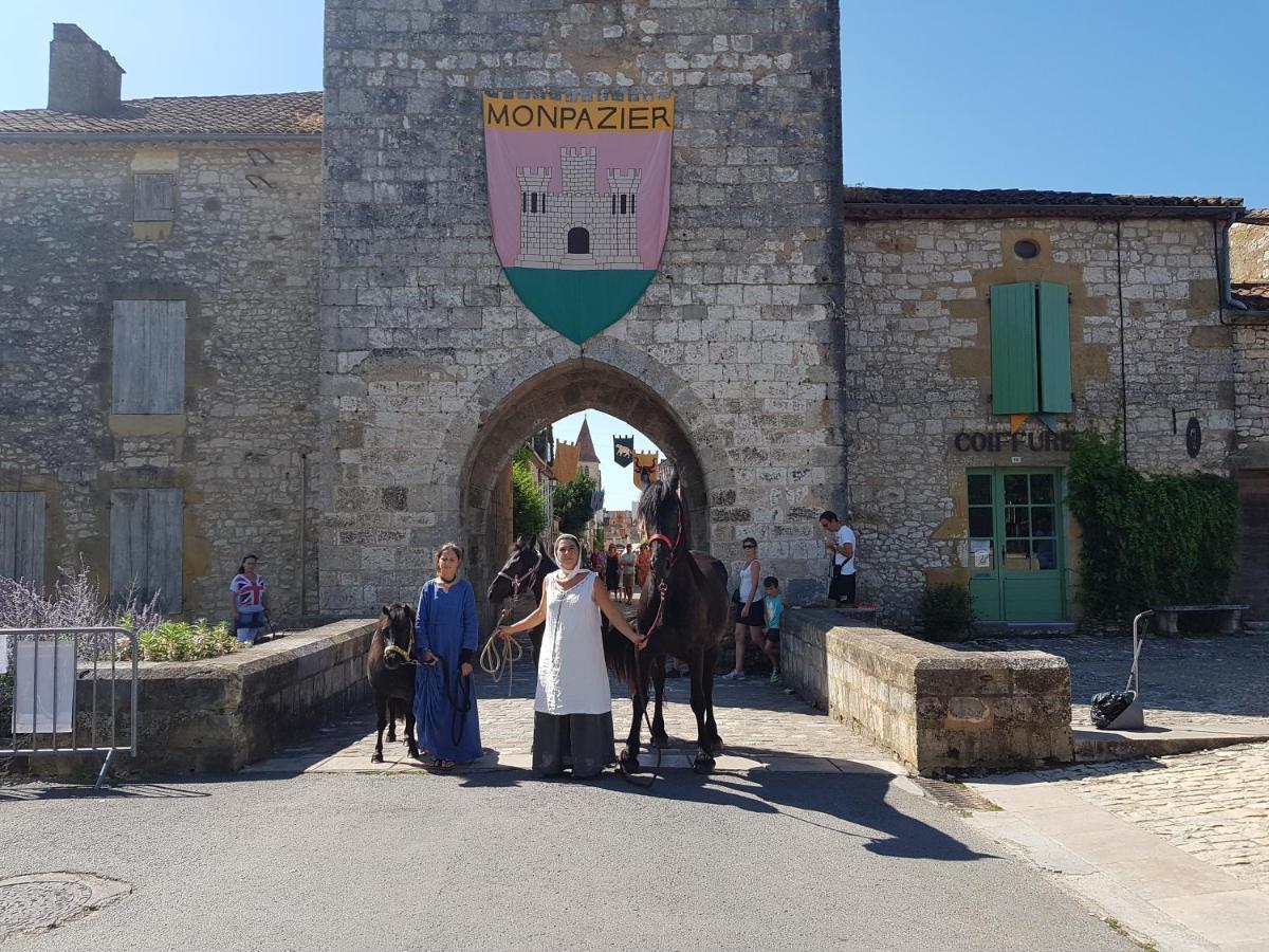 Gite Equestre Domaine Des Crins - Monpazier Capdrot Zewnętrze zdjęcie